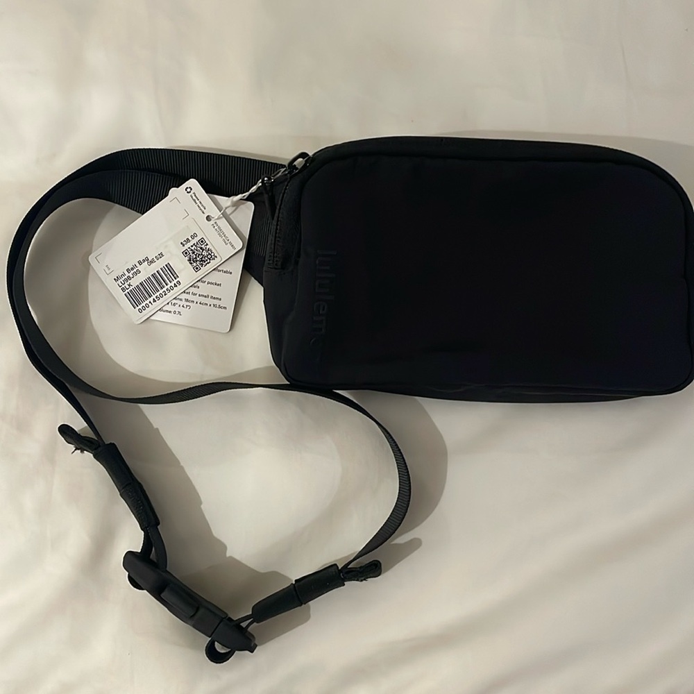 Lululemon Mini Belt Bag